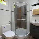 Szalonka Vendeghaz *