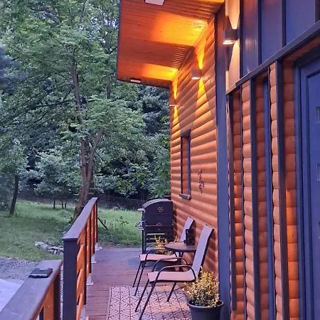 Szalonka Vendeghaz * Kemence