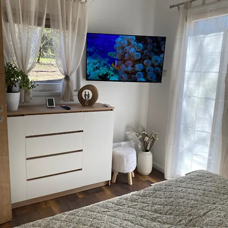 Tatil Evi Szalonka Vendeghaz Kemence